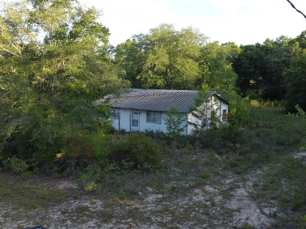 3200 Boone Dr, Vernon, FL 32462