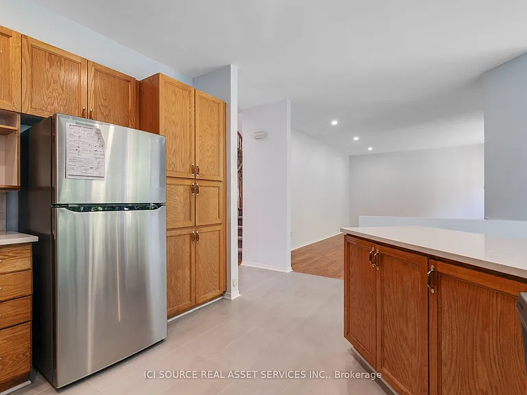140 Annapolis Cir — Photo 10