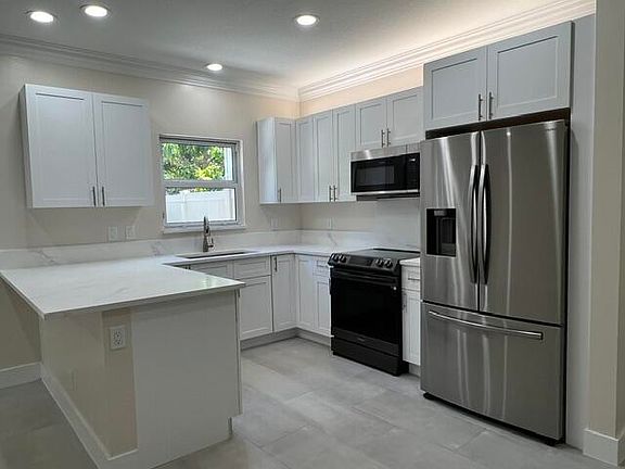 2nd image of 239 Leland Ln