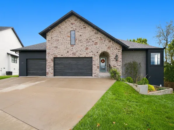 200 N Blarney Court, Nixa, MO 65714