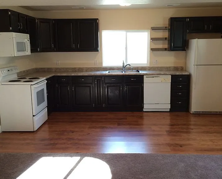 4216 E Inverness Ln — Photo 4