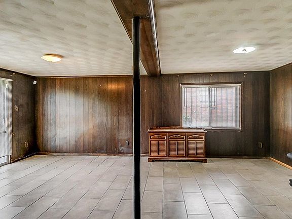 5th image of 2569 Rozelle St