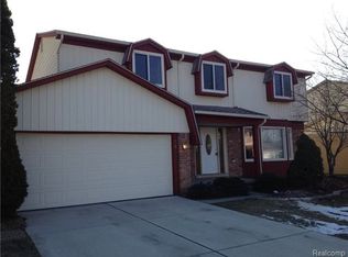 365 Princess Dr, Canton, MI 48188