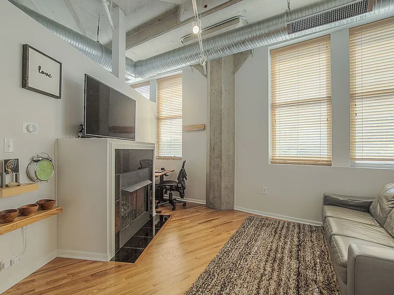 2107 Grand Ave #408 — Photo 4