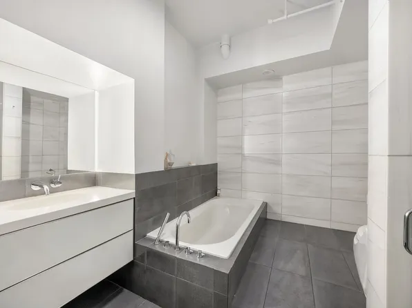 36 West 15th Street image 17 of 20