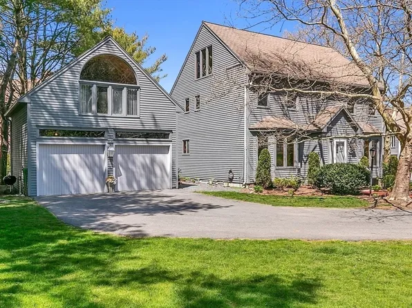 12 Millfarm Rd Unit 12, Stoughton, MA 02072