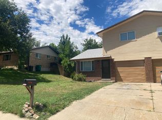 907 S Yukon St, Denver, CO 80226