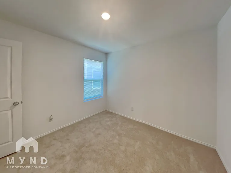 151 Sesame Ln — Photo 17