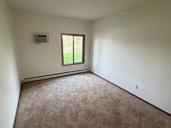 3rd image of 1553 Millpond Ct #1553