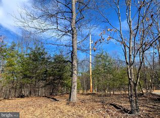 Oak Ridge Rd, Springfield, WV 26763