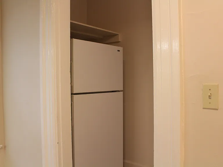 13 S Goodman St #7 — Photo 5