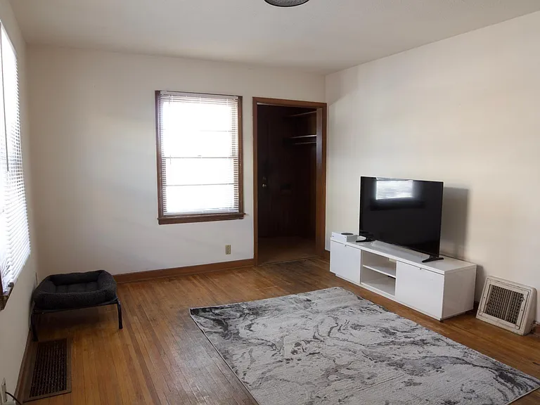 434 Pierce St NE — Photo 6