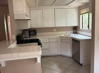 607 E Phillips Blvd, Pomona, CA 91766
