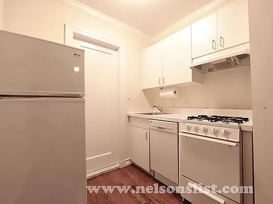 Rented by Nelson Aybar, LREB | media 7