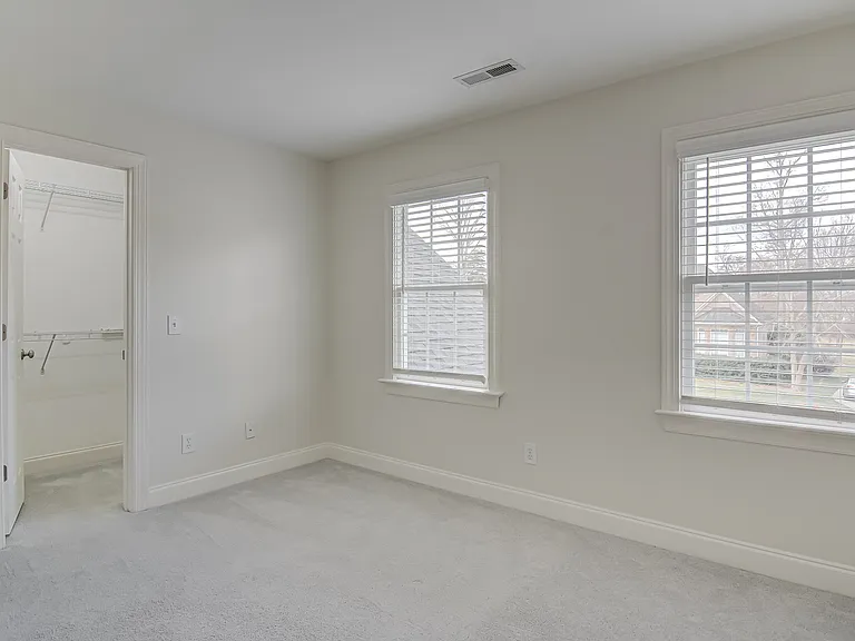 5708 Mabe Dr — Photo 21