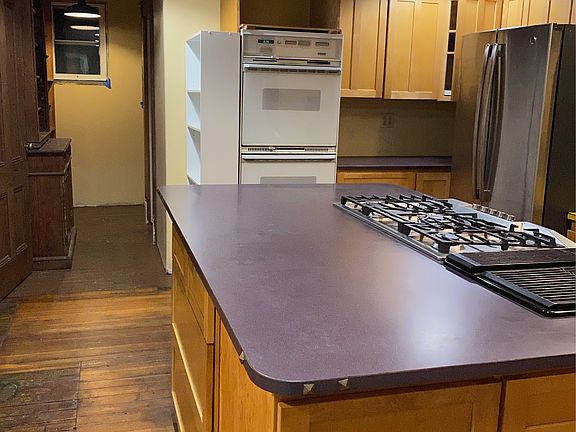 New SS Double Oven shipment is due in about 10 days and will be installed immediately.
