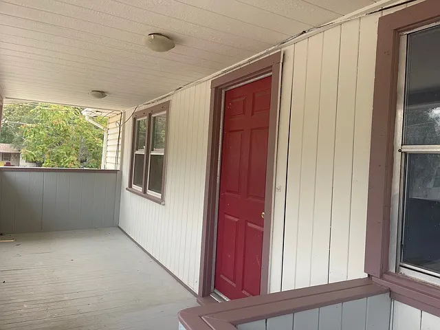 35373 Pine Drive - A — Photo 2