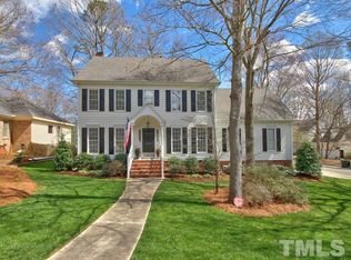 6012 Bramblewood Dr, Raleigh, NC 27612
