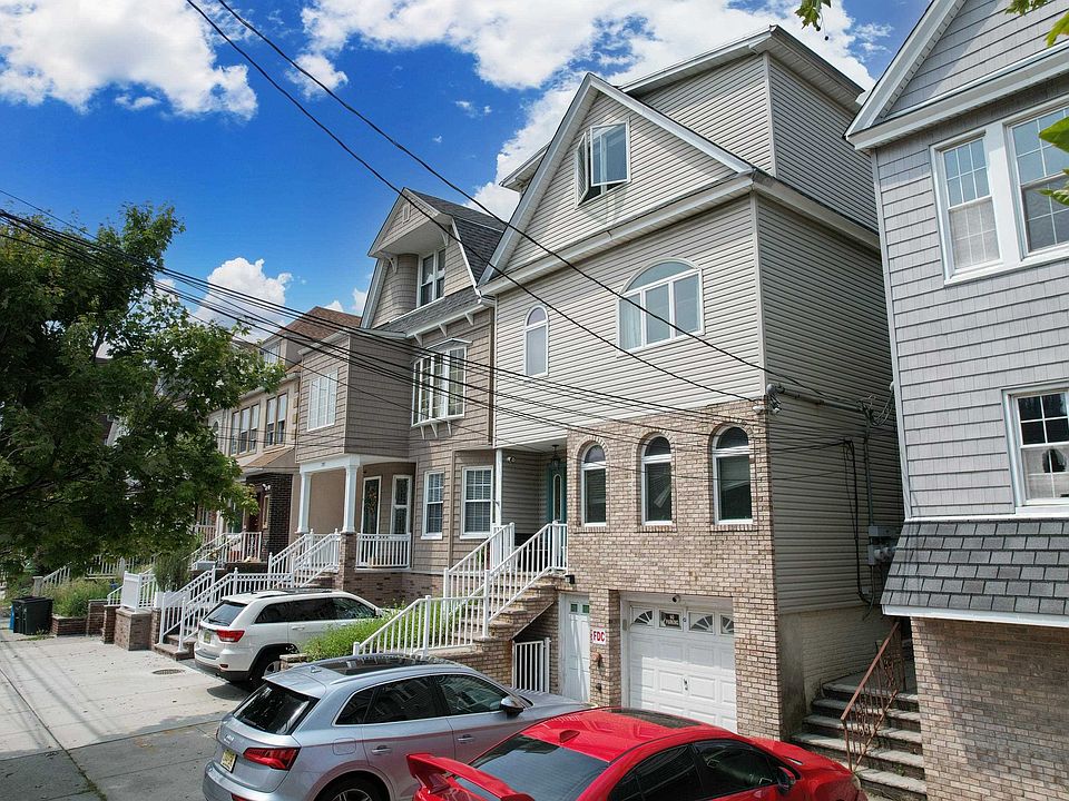 1st image of 799 Kennedy Blvd