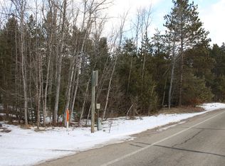 22 N McKinley Rd, Mio, MI 48647