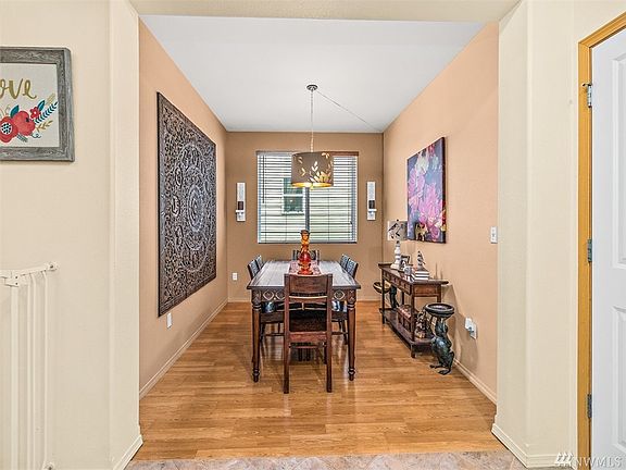 5th image of 18920 96th Avenue Ct E