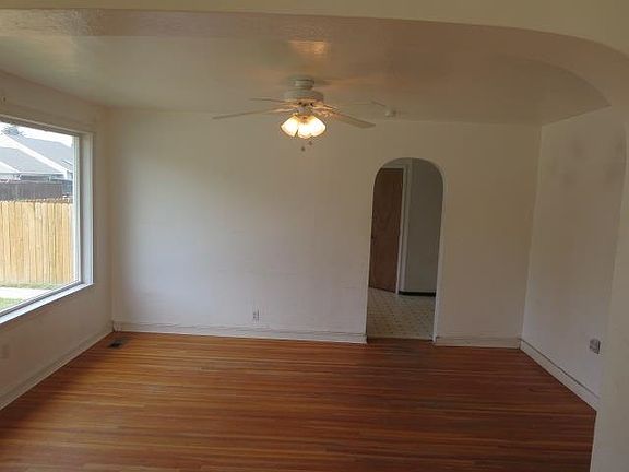 4th image of 4201 E 24th Ave