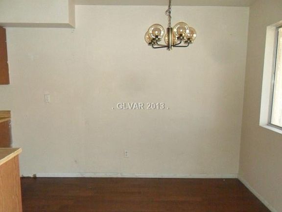 3rd image of 4925 Kell Ln