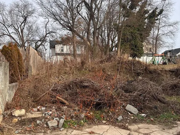 1226 N Bergen Ave, Camden, NJ 08105
