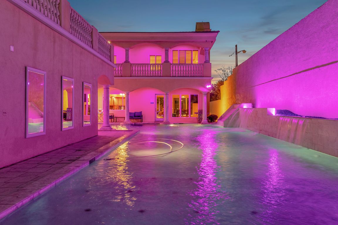 next background image