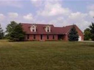 9981 Ridge Acres Ln, Englewood, OH 45322