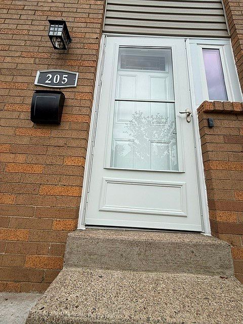 1st image of 205 Rankin Blvd