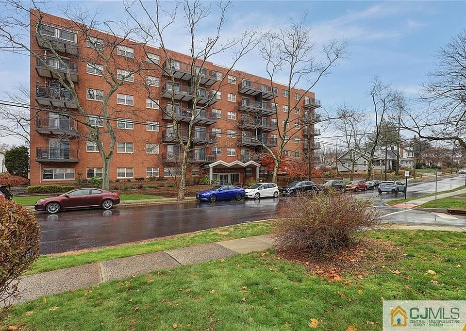 1st image of 123 S Adelaide Ave APT 4D