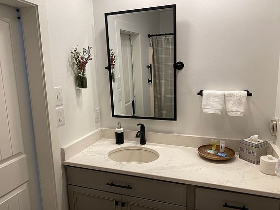 New vanity and quartz top
