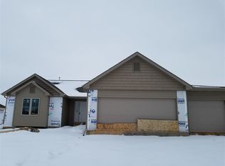 3675 Eagles Rdg, Beloit, WI 53511