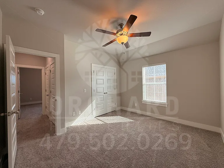 941 Madden St — Photo 14