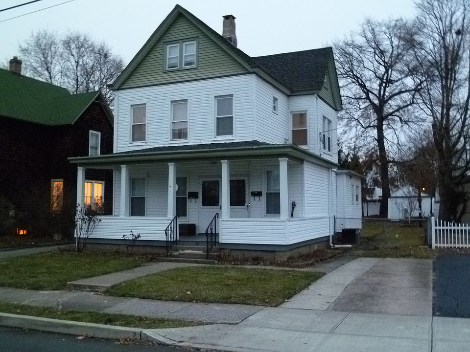 1st image of 32 W Maltbie Ave