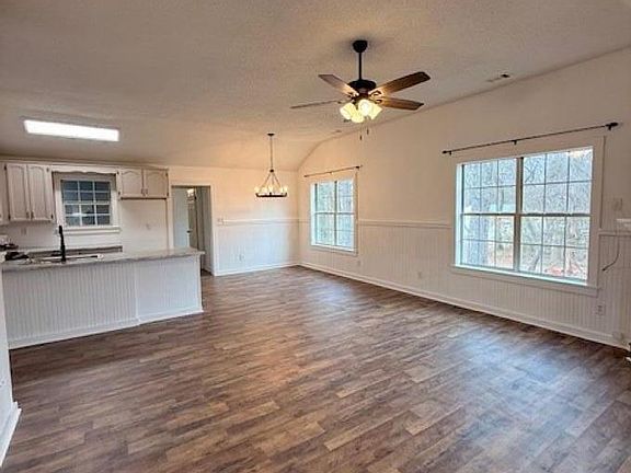 5th image of 3295 Hunter Rd