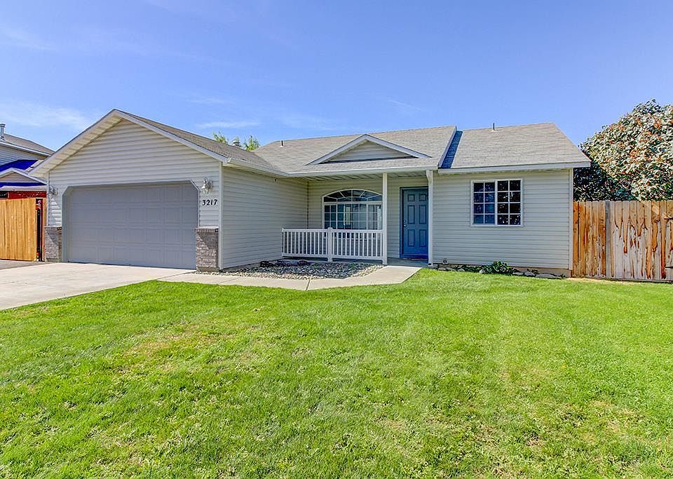 1st image of 3217 S Ivy Ct