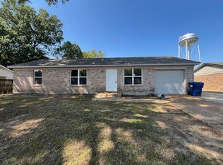 5865 Cherokee Dr, Horn Lake, MS 38637