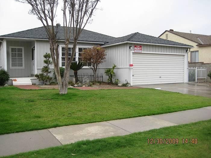 5623 Verdura Avenue
