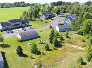 10 B Country Cmns, Vergennes, VT 05491