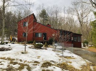 146 Whispering Pines Rd, Dingmans Ferry, PA 18328
