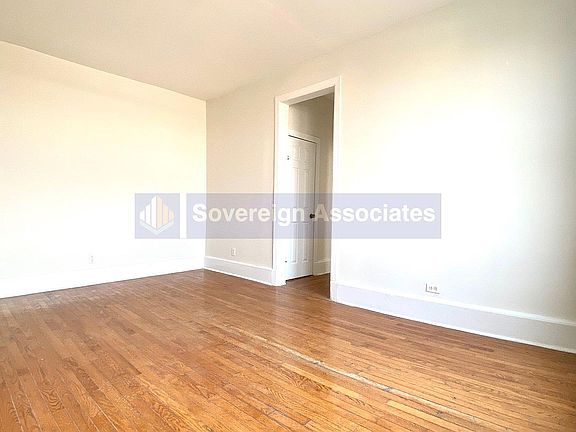 5th image of 540 Fort Washington Ave APT 1B