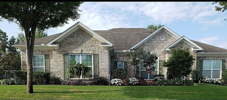 1st image of 2217 Towne Park Dr SW
