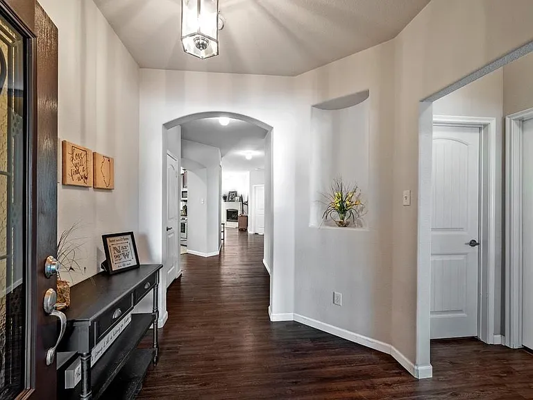 2413 Michelle Creek Dr — Photo 27