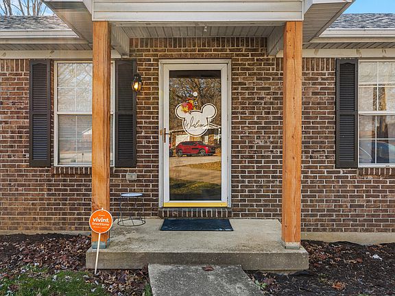 2nd image of 325 Highwood Dr