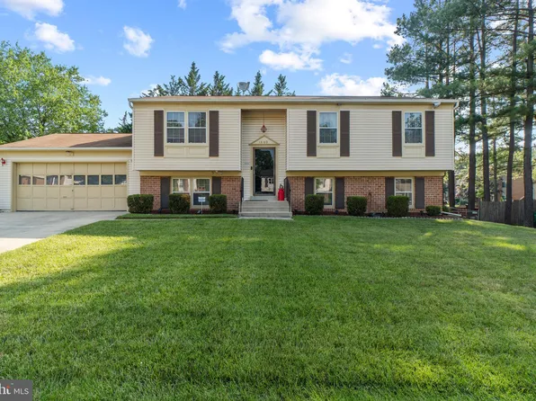 13109 N Point Ln, Laurel, MD 20708