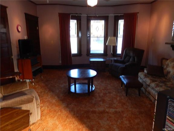 5th image of 140 Gualbert Ave