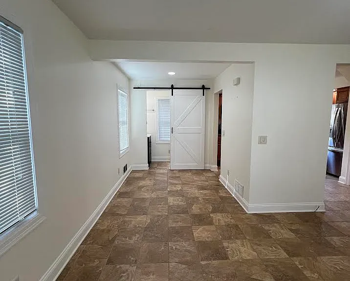 155 Lattimore Rd — Photo 9
