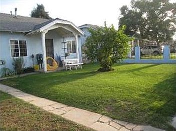 5th image of 942 E Brett St